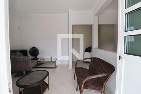 Sala 2 de casa para alugar com 6 quartos, 400m² em Enseada, Guarujá