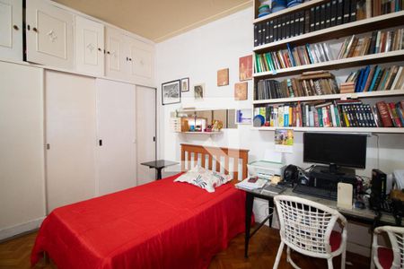 Quarto 1 de apartamento para alugar com 2 quartos, 152m² em Copacabana, Rio de Janeiro