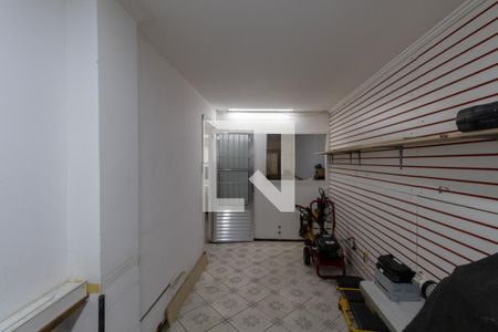 Casa à venda com 350m², 3 quartos e 5 vagas Casa à venda com 350m², 3 quartos e 5 vagasGaragem
