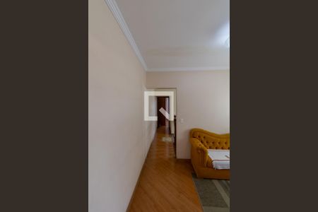 Casa à venda com 350m², 3 quartos e 5 vagas Casa à venda com 350m², 3 quartos e 5 vagasEscritório