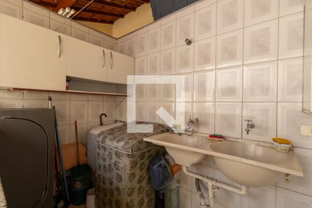 Casa à venda com 350m², 3 quartos e 5 vagas Casa à venda com 350m², 3 quartos e 5 vagasCozinha