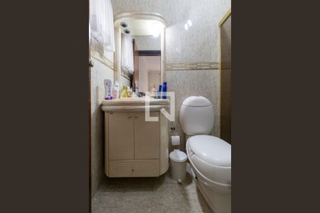 Casa à venda com 350m², 3 quartos e 5 vagas Casa à venda com 350m², 3 quartos e 5 vagasBanheiro Suíte 2