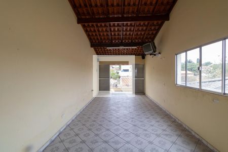 Casa à venda com 350m², 3 quartos e 5 vagas Casa à venda com 350m², 3 quartos e 5 vagasSalão