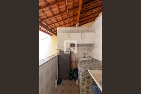 Casa à venda com 350m², 3 quartos e 5 vagas Casa à venda com 350m², 3 quartos e 5 vagasCozinha