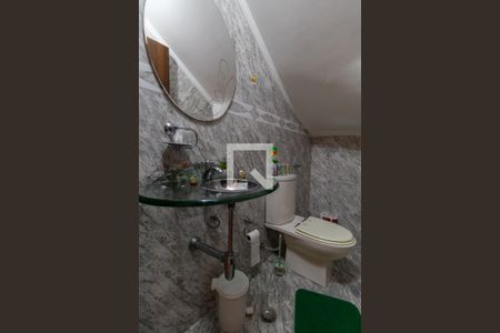 Casa à venda com 350m², 3 quartos e 5 vagas Casa à venda com 350m², 3 quartos e 5 vagasLavabo