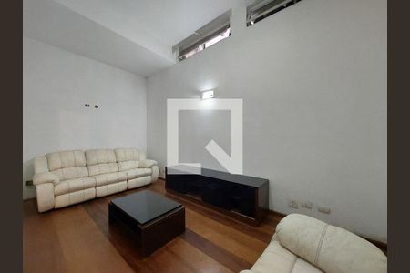 Sala de Vídeo de casa à venda com 4 quartos, 460m² em Vila Santa Maria, São Paulo