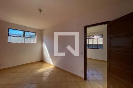 Suíte de casa de condomínio para alugar com 2 quartos, 48m² em Carlos Prates, Belo Horizonte