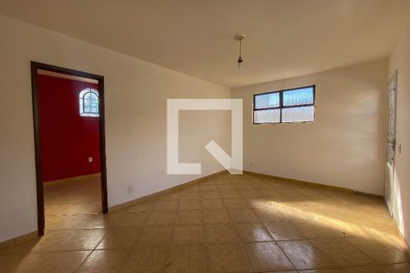 Sala de casa de condomínio para alugar com 2 quartos, 48m² em Carlos Prates, Belo Horizonte
