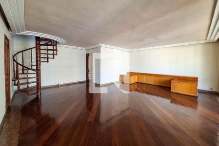 Apartamento para alugar com 324m², 4 quartos e 4 vagasSala