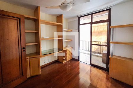 Quarto 1 de apartamento para alugar com 4 quartos, 380m² em Icaraí, Niterói