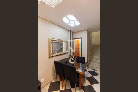 Sala de casa para alugar com 3 quartos, 200m² em Artur Alvim, São Paulo
