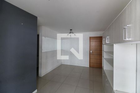 Sala de apartamento à venda com 2 quartos, 62m² em Vargem Pequena, Rio de Janeiro