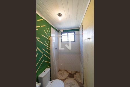 Banheiro de kitnet/studio para alugar com 1 quarto, 30m² em Jardim Yeda, Campinas