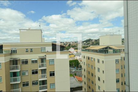 Vista varanda de apartamento à venda com 4 quartos, 130m² em Fernão Dias, Belo Horizonte