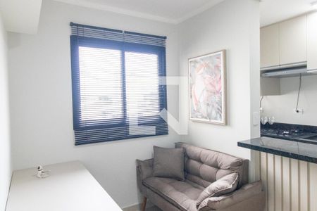 Sala de apartamento para alugar com 1 quarto, 35m² em Capão Raso, Curitiba