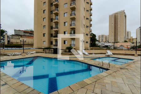 Apartamento à venda com 83m², 2 quartos e 1 vaga Apartamento à venda com 83m², 2 quartos e 1 vagaÁrea comum - Piscina