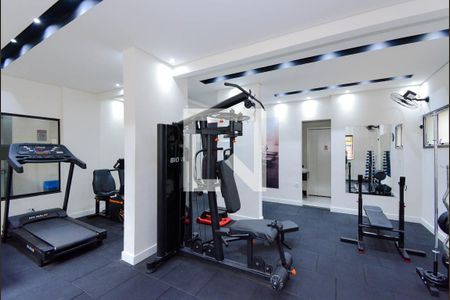 Apartamento à venda com 83m², 2 quartos e 1 vaga Apartamento à venda com 83m², 2 quartos e 1 vagaAcademia