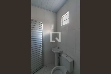 Banheiro  de kitnet/studio para alugar com 1 quarto, 38m² em Alto Caiçaras, Belo Horizonte