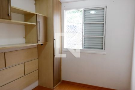 Quarto 2 de apartamento para alugar com 2 quartos, 60m² em São Pedro, Osasco