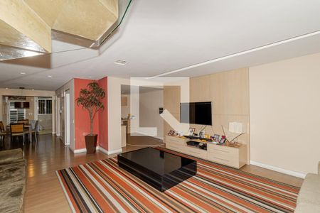 Sala de casa à venda com 4 quartos, 217m² em Aclimação, São Paulo