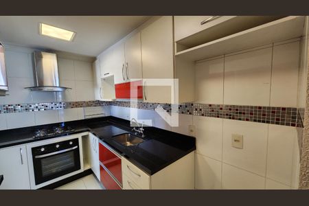 Cozinha e Área de Serviço de apartamento para alugar com 3 quartos, 80m² em Jardim Messina, Jundiaí