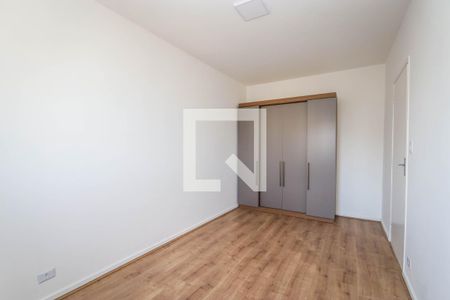 Quarto 1 de apartamento para alugar com 2 quartos, 65m² em Chácara Agrindus, Taboão da Serra