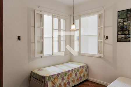 Quarto 1 de apartamento à venda com 2 quartos, 63m² em Leme, Rio de Janeiro