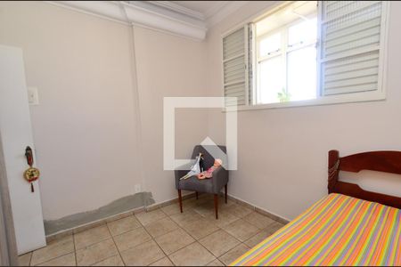 Quarto2 de apartamento à venda com 4 quartos, 145m² em Centro, Belo Horizonte