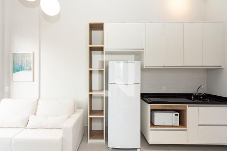 Sala/Cozinha de apartamento para alugar com 1 quarto, 35m² em Moema, São Paulo