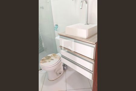 Banheiro de apartamento à venda com 2 quartos, 76m² em Parque Erasmo Assunção, Santo André