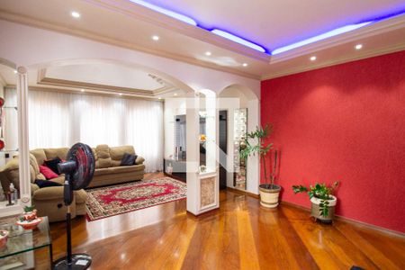 Sala de casa para alugar com 3 quartos, 300m² em Jardim Vila Galvao, Guarulhos