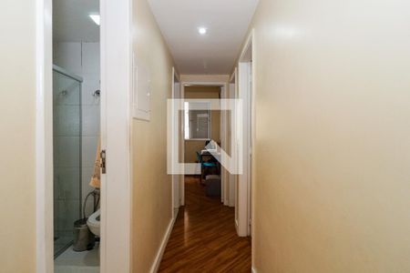 Corredor de apartamento para alugar com 3 quartos, 69m² em Vila Andrade, São Paulo