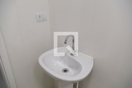 Banheiro - Pia de apartamento para alugar com 1 quarto, 28m² em Cidade Domitila, São Paulo