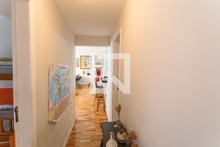 Corredor de apartamento à venda com 2 quartos, 90m² em Cruzeiro, Belo Horizonte