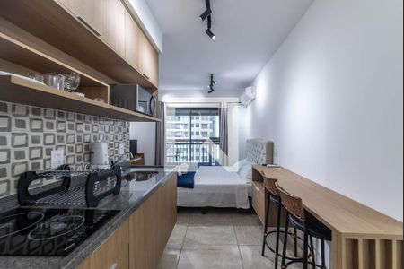 Cozinha de kitnet/studio à venda com 1 quarto, 27m² em Brooklin, São Paulo