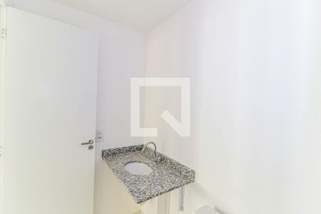 Banheiro de apartamento à venda com 2 quartos, 55m² em Santo Amaro, São Paulo