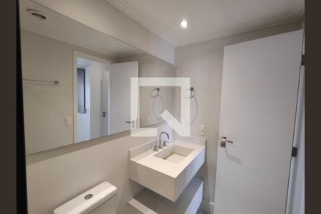 Banheiro da Suite de apartamento à venda com 1 quarto, 66m² em Vila Cordeiro, São Paulo