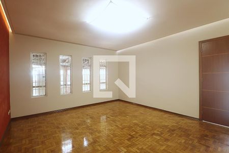 Sala de casa para alugar com 4 quartos, 393m² em Vila Camilópolis, Santo André