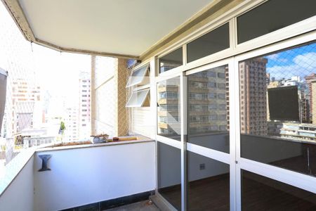 varanda de apartamento à venda com 4 quartos, 228m² em Lourdes, Belo Horizonte