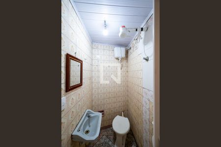 Banheiro Social de casa para alugar com 1 quarto, 35m² em Vila Guarani (zona Sul), São Paulo