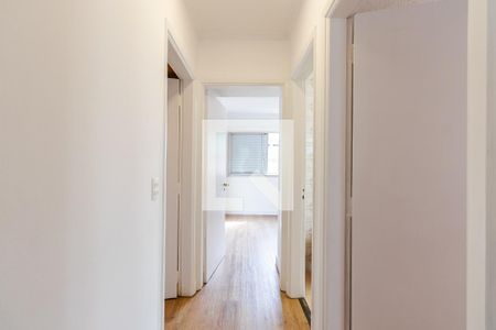 Corredor de apartamento para alugar com 3 quartos, 120m² em Vila Santo Estevão, São Paulo