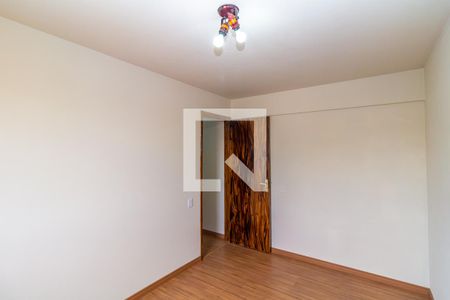 Quarto 1 de apartamento para alugar com 2 quartos, 47m² em Vila Ivone, São Paulo
