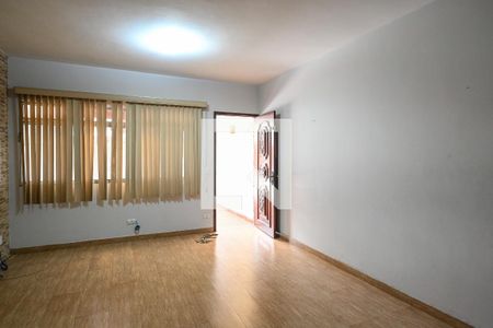 Casa à venda com 3 quartos, 170m² em Vila Nair, São Paulo
