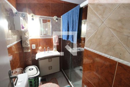 Banheiro de casa para alugar com 2 quartos, 60m² em Piedade, Rio de Janeiro
