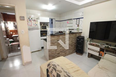 Sala de casa para alugar com 2 quartos, 60m² em Piedade, Rio de Janeiro