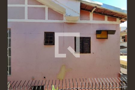 Casa à venda com 257m², 4 quartos e 4 vagas Casa à venda com 257m², 4 quartos e 4 vagasVista do Quarto 3