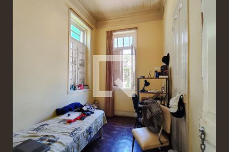 Casa à venda com 257m², 4 quartos e 4 vagas Casa à venda com 257m², 4 quartos e 4 vagasQuarto 2