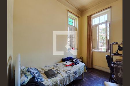 Casa à venda com 257m², 4 quartos e 4 vagas Casa à venda com 257m², 4 quartos e 4 vagasQuarto 2