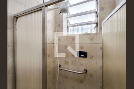 Casa à venda com 257m², 4 quartos e 4 vagas Casa à venda com 257m², 4 quartos e 4 vagasBanheiro Corredor