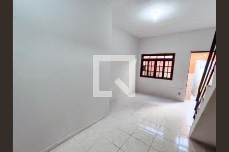 Sala de casa à venda com 2 quartos, 99m² em Piedade, Rio de Janeiro